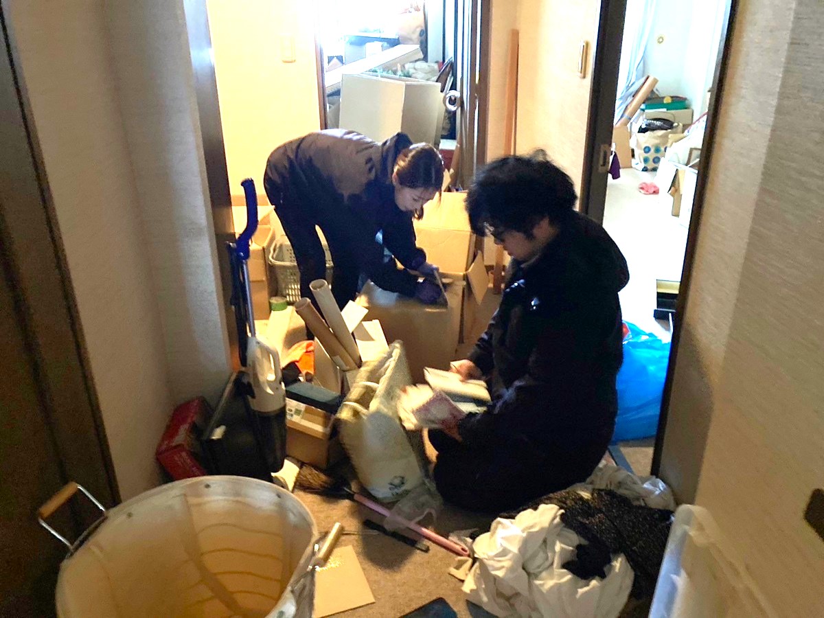「生前整理作業と不用品回収のご依頼です」作業写真